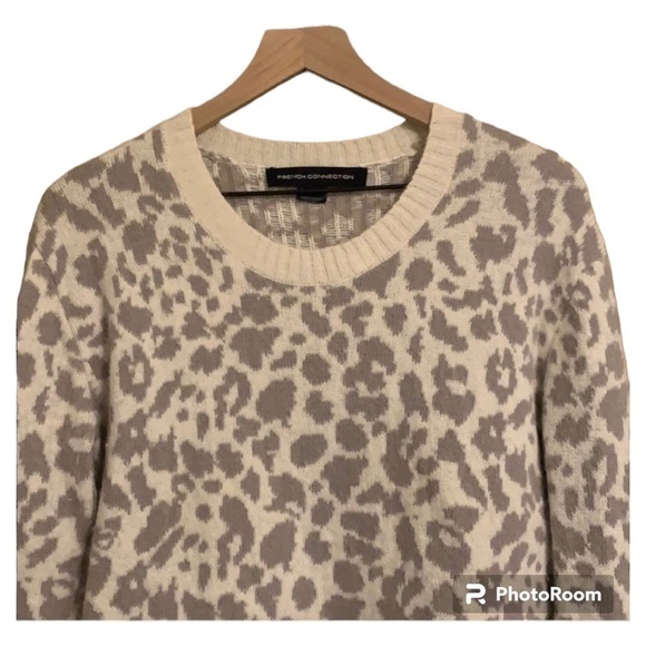 French Connection Sweaters - French Connection neutral animal print fuzzy sweater XS